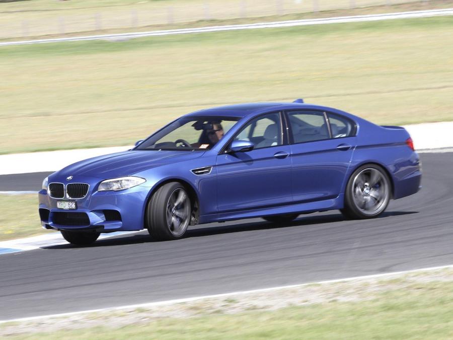  BMW M5 2012 года  (AU) (фото 6 из 10)